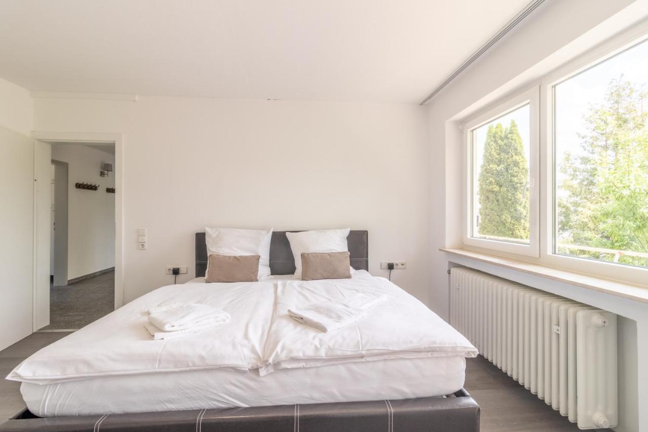 Unique: Geraeumige 4 Zimmerwohnung In Tuttlingen Mit Sauna, Fitness Und Netflix Og Luaran gambar